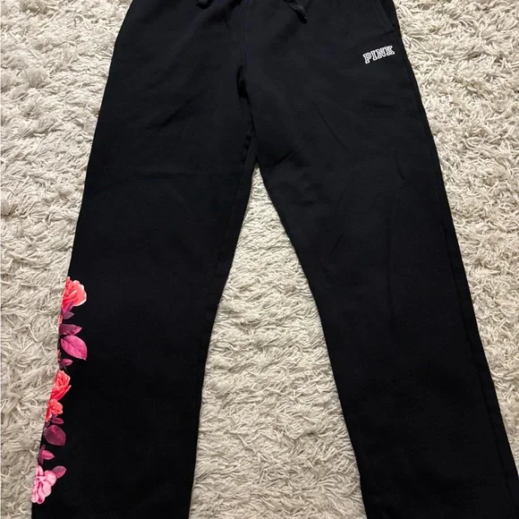 PINK Victoria's Secret Classic Jogger Black Floral Sweatpants Size S - Picture 2 of 10